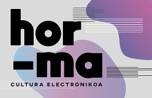 Cora Novoa. Workshop: 'Twitch en el mbito musical y proyectos transmedia'