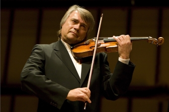 Boris Belkin, violín.