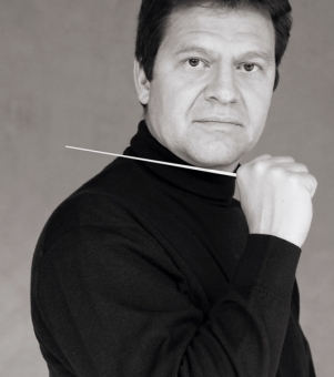 Manuel Hernández-Silva, director.