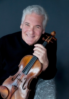 Pinchas Zukerman, biola.