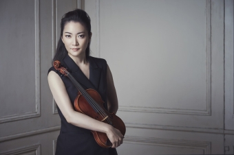 Akiko Suwanai, violín. / Foto: Takaki Kumada