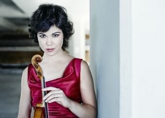 Isabel Villanueva, viola.