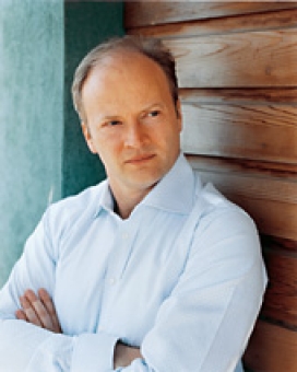 Gianandrea Noseda, director
