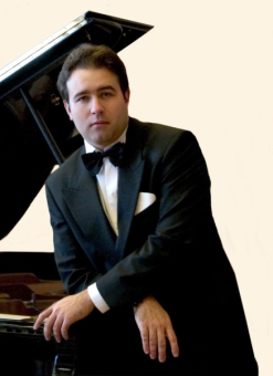 Alexei Volodin, pianoa.