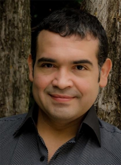 Aquiles Machado, tenor.