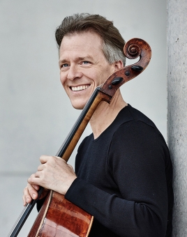 Alban Gerhardt, violonchelo.