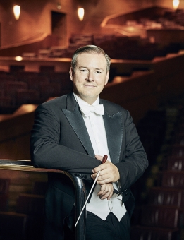 Erik Nielsen, director.